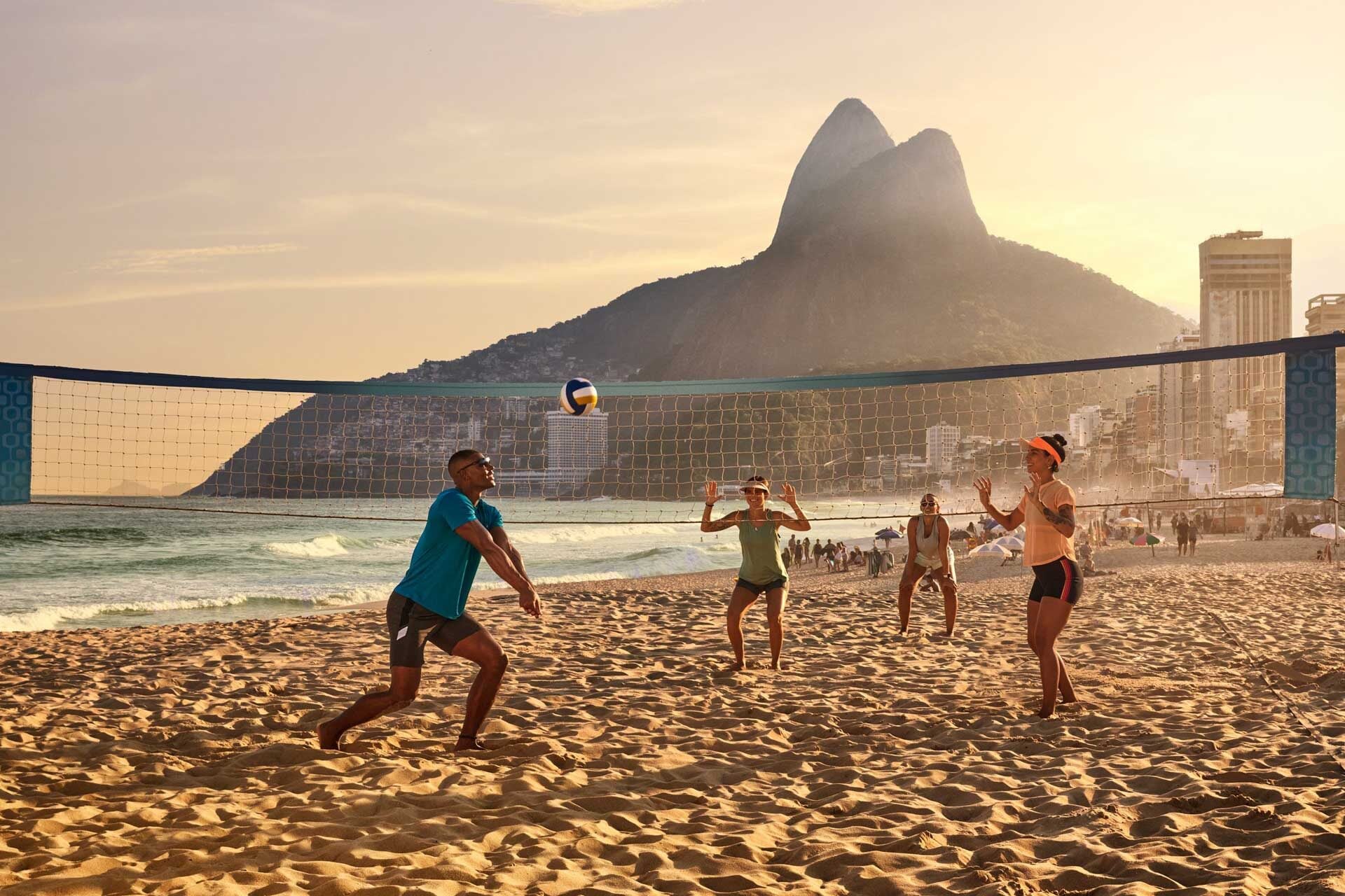 Beach Volley in Brasile: sport, turismo e paesaggi paradisiaci