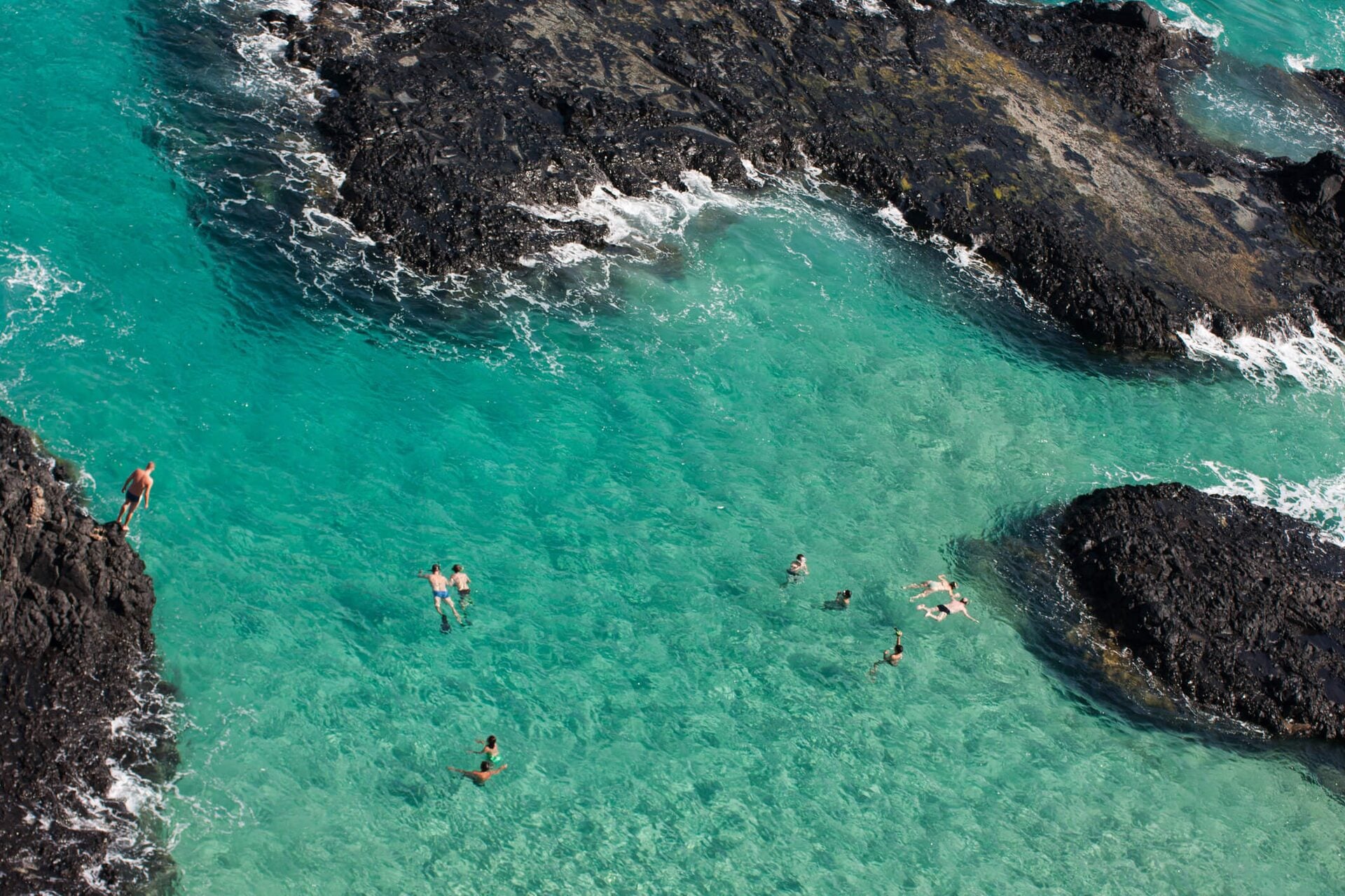 Fernando de Noronha - Faça um batismo com cilindro em um dos melhorespontos de mergulho no mundo — Mergulho em Noronha