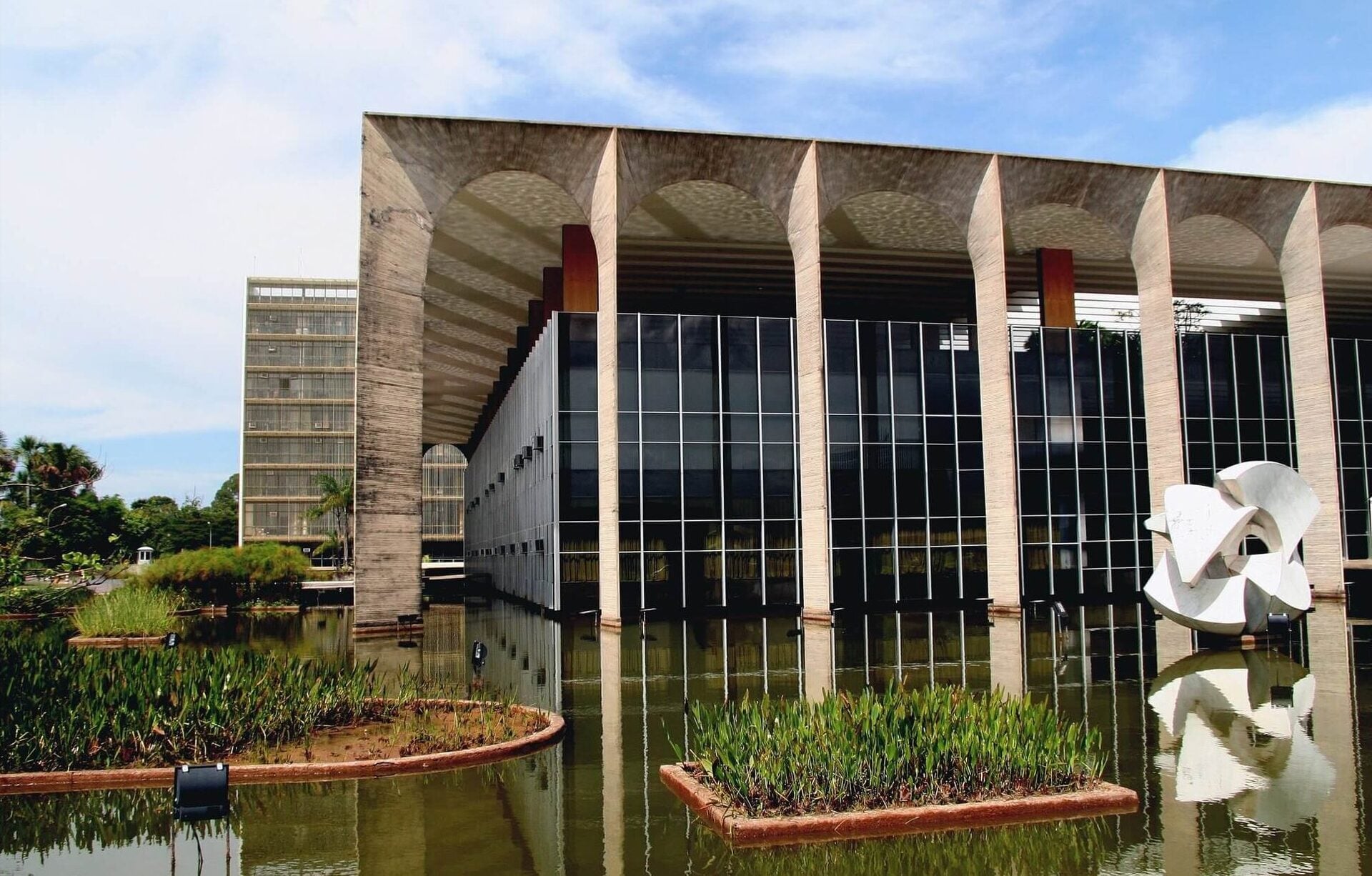 Conheça o conjunto arquitetônico que é Patrimônio Mundial da Unesco — Conhecendo as obras arquitetônicas de Oscar Niemeyer